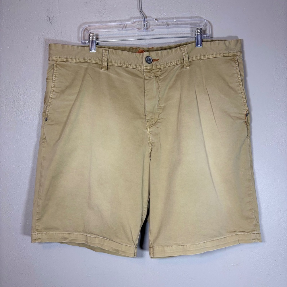 Tommy Bahama Jeans Tan Khaki Chino Shorts Standard Fit Size 42 Cotton Stretch
